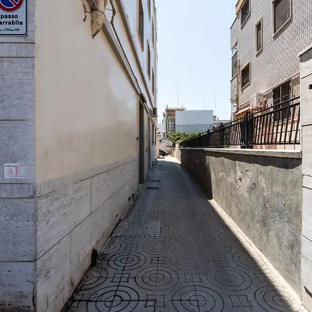 Venus By Wonderful Italy * Bari