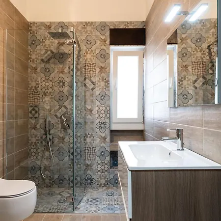 Venus By Wonderful Italy *